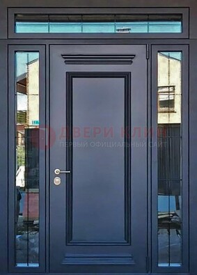 Черная металлическая дверь с фрамугой и филенкой ДФГ-19 в Оренбурге