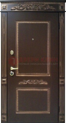 Входная дверь с массивом дуба в темном цвете ДМД-65 в Кингисеппе