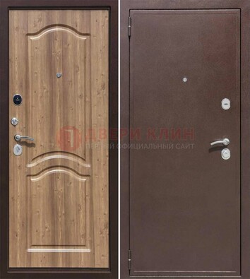 Коричневая железная дверь с порошковым окрасом ДП-191 в Кингисеппе
