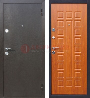 Коричневая стальная дверь с порошковым напылением ДП-202 в Кингисеппе