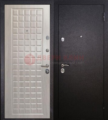 Черная входная дверь с порошковым покрытием ДП-206 в Кингисеппе