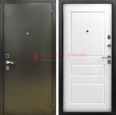 Входная дверь Темное серебро с порошковым напылением и белой МДФ ДП-272 в Кингисеппе