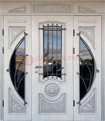 Большая парадная дверь Винорит со стеклом и ковкой ДПР-108 в Кингисеппе
