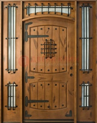 Парадная дверь с коваными элементами ДПР-68 в коттедж в Санкт-Петербурге