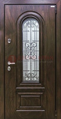 Темная филенчатая железная дверь со стеклом и ковкой ДСК-102 в Кингисеппе