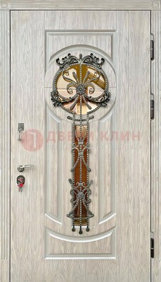 Светлая железная дверь со стеклом ковкой для коттеджа ДСК-134 в Ногинске