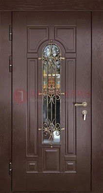 Темная железная дверь со стеклом и ковкой для частного дома ДСК-156 в Омске