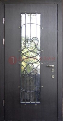 Остекленная стальная дверь с ковкой ДСК-26 в Омске