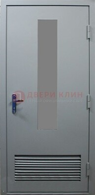 Серая металлическая техническая дверь с декоративной вставкой ДТ-14 в Омске
