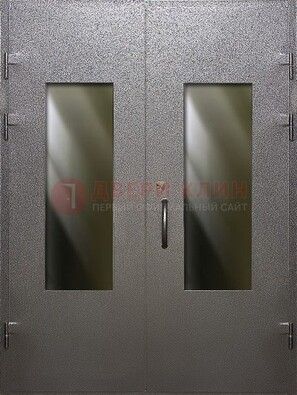 Серая тамбурная дверь со стеклянными вставками ДТМ-8 в Кингисеппе