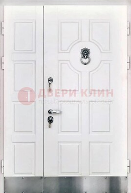 Белая входная дверь с виноритом ДВТ-246 в Лыткарино
