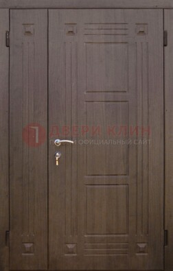 Коричневая распашная дверь с виноритом для входа ДВТ-259 в Омске