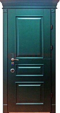 Зеленая входная филенчатая дверь с виноритом ДВТ-62 в Кингисеппе