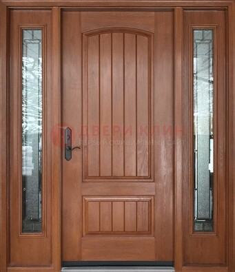 Стальная дверь с массивом дуба и витражом для дома ВЖ-17 в Кингисеппе