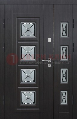 Чёрная двухстворчатая железная дверь с МДФ и витражом ВЖ-35 в Кингисеппе